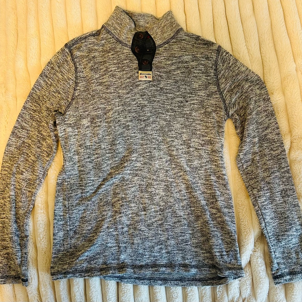 Abercrombie Kids long sleeved boys shirt- size 15/16